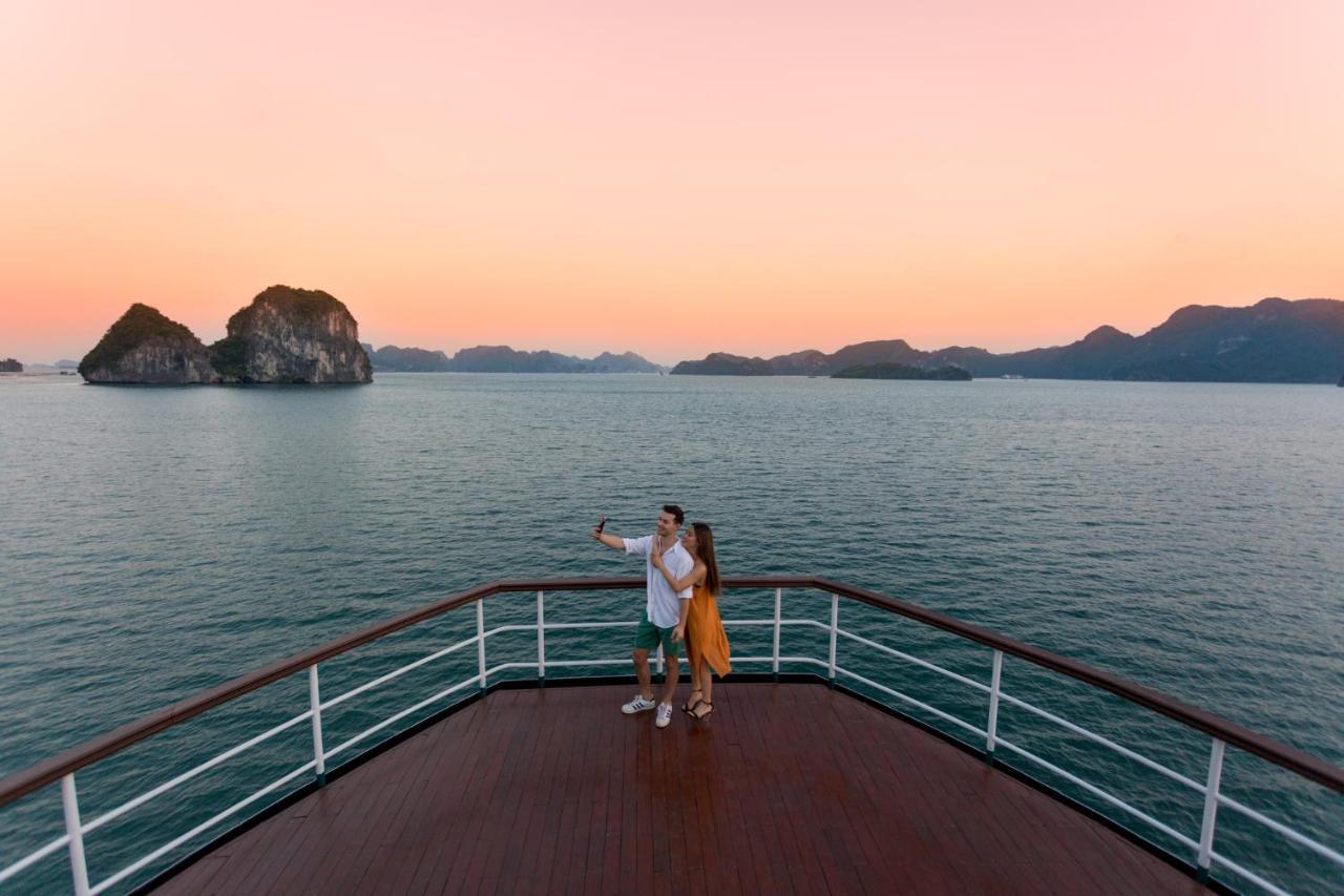Emeraude Classic Cruises ฮาลอง ภายนอก รูปภาพ