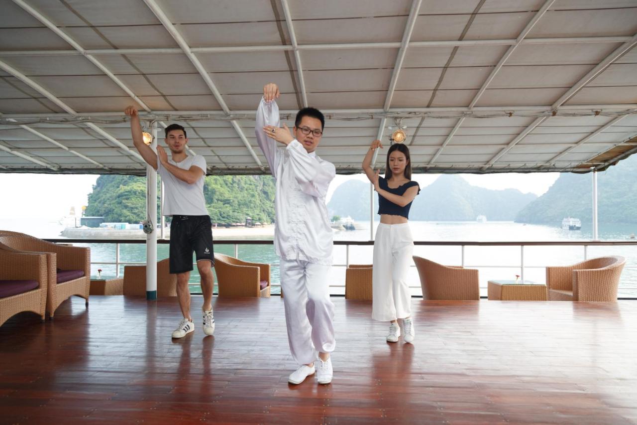 Emeraude Classic Cruises ฮาลอง ภายนอก รูปภาพ